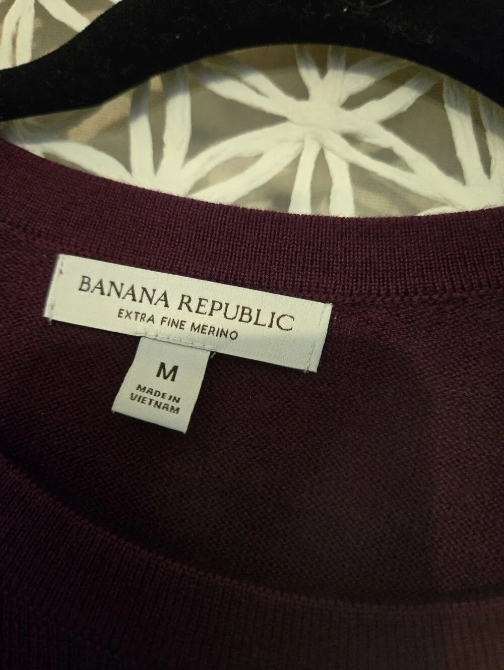 Banana Republic Men's Deep Plum Crewneck Sweater 100% Merino Wool Knit